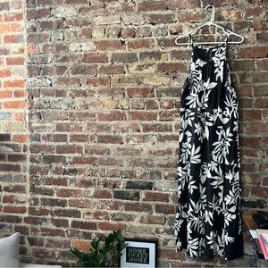 Old Navy Black and White Floral Dress